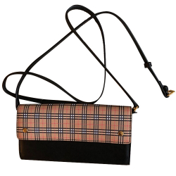 Burberry NEW bag with detachable leather strap