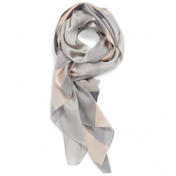 Burberry classic Nova Check Beige dust rose Silk hand woven Scarf, current collection