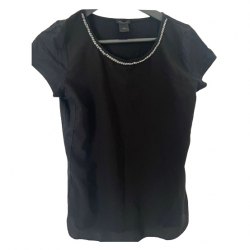 Ann Taylor Round neck top with pearl