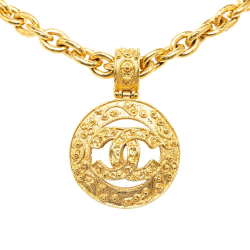 Chanel AB Chanel Gold Gold Plated Metal CC Round Pendant Necklace France