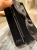 Yves Saint Laurent Porte-monnaie en daim noir