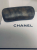 Chanel ikonische CC Crystal Motherpearl Arme Detail Gläser