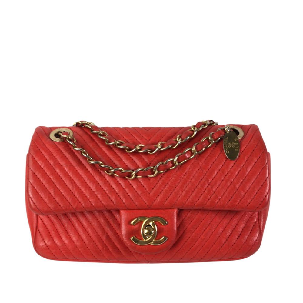 Chanel AB Chanel Red Calf Leather Medium Wrinkled skin Quilted Chevron Medallion Charm Surpique Flap France