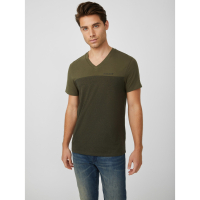 Guess T-shirt 'Ganton Color-Blocked' pour Hommes