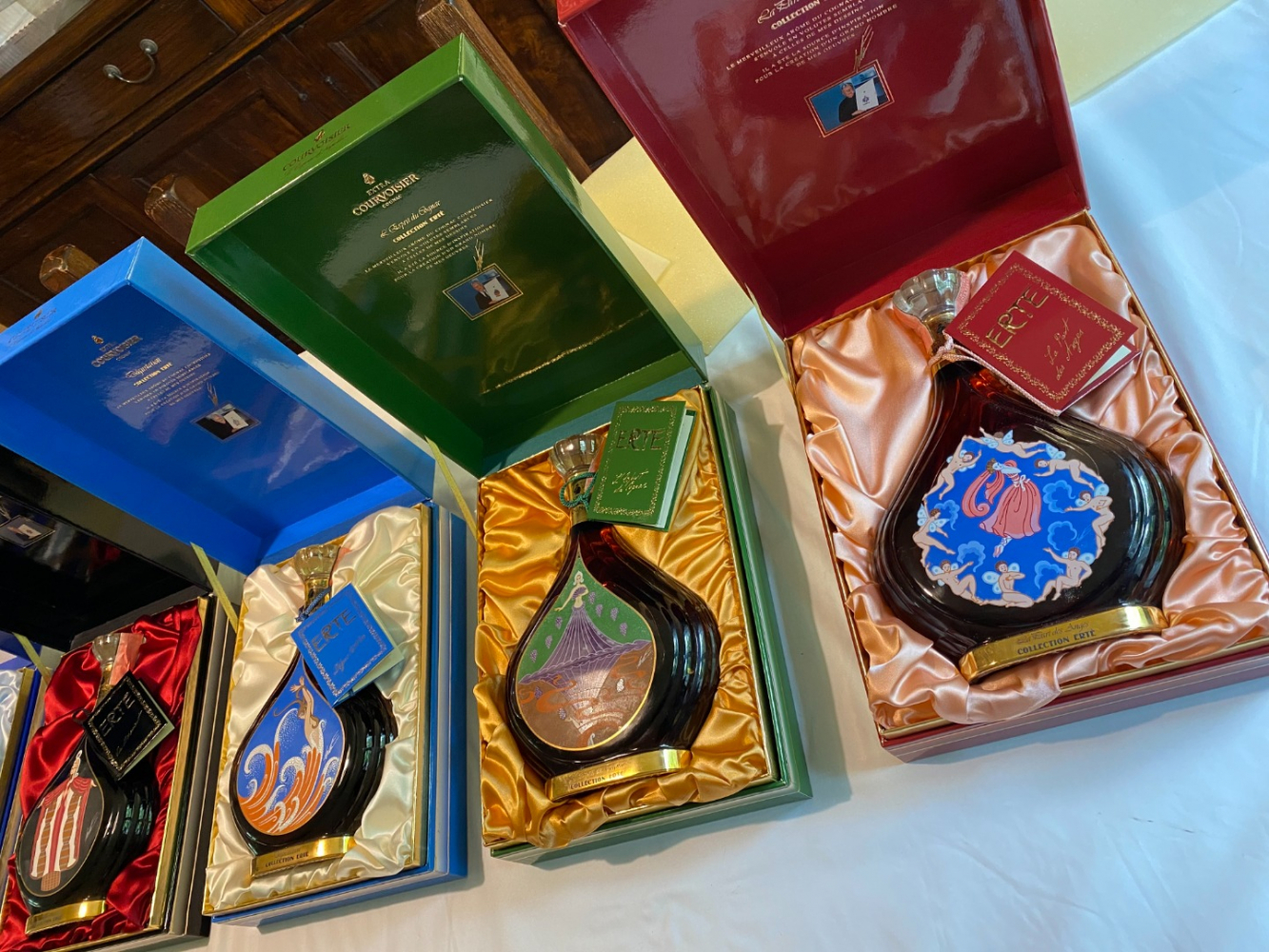 Courvoisier Collection Ertè