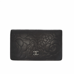 Chanel Camelia wallet