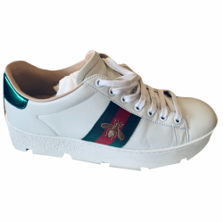 Gucci Plateau Turnschuhe Ace bestickt