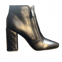 Chanel Bottes