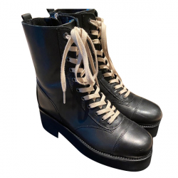 The Kooples BOTTES À LACETS EN CUIR NOIR AVEC SEMELLES CRANTÉES