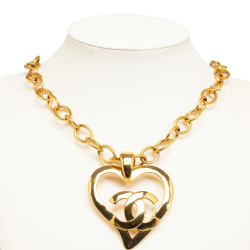 Chanel AB Chanel Gold Gold Plated Metal CC Heart Pendant Necklace France