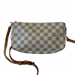 Louis Vuitton Pochette