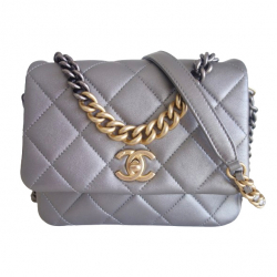 Chanel 19 bag