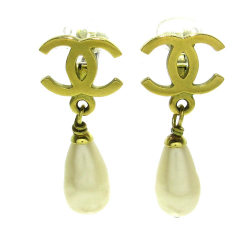 Chanel AB Chanel Gold Gold Plated Metal CC Faux Pearl Clip On Drop Earrings France