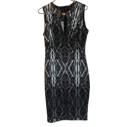 Kardashian Kollection Kleid