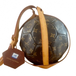 Louis Vuitton Limited Edition-1998 World Cup Memory Ball