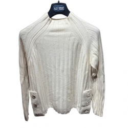 Maison 123 Mit Zierknopf und steigendem Kleber