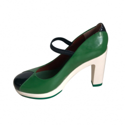 Marc by Marc Jacobs Pumps