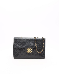 Chanel Classic Maxi Single Flap Bag