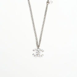 Chanel Coco Mark Pearl Necklace