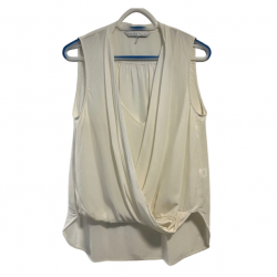 Trina Turk Ärmelloses drapiertes Seidentop