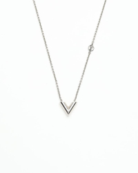 Louis Vuitton Essential V Supple Necklace