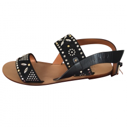 Valentino Sandales