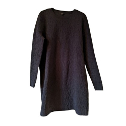 Cos Schwarzes Kleid aus leicht wattiertem Stoff M-L