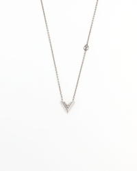 Louis Vuitton Essential V Necklace