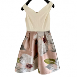 Ted Baker Blumenkleid