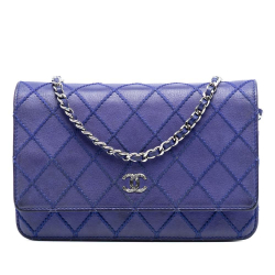 Chanel B Chanel Blue Calf Leather CC Quilted skin Fancy Wallet On Chain Italy