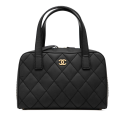 Chanel B Chanel Black Calf Leather CC Quilted skin Wild Stitch Handbag Italy