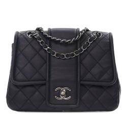 Chanel AB Chanel Blue Navy Lambskin Leather Leather Quilted Lambskin Elementary Chic Flap France