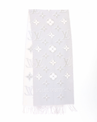 Louis Vuitton Essential Scarf