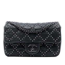 Chanel AB Chanel Black Calf Leather Small Quilted Distressed skin Studded Metal Beauty Flap Italy