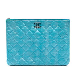 Chanel Blue Medium Quilted Iridescent Lambskin O Case Clutch Italy