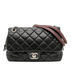 Chanel B Chanel Black Calf Leather Jumbo Quilted Aged skin Portobello Flap Italy