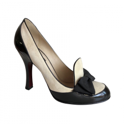 Louis Vuitton Pumps