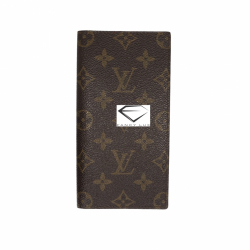 Louis Vuitton Passport holder