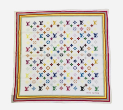 Louis Vuitton Carré