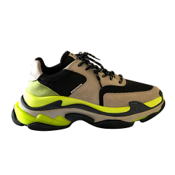 Balenciaga Baskets Triple S