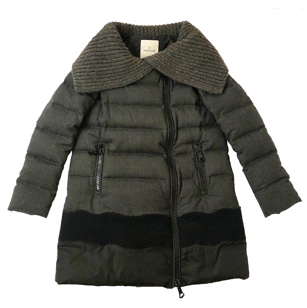 Moncler Daunenmantel