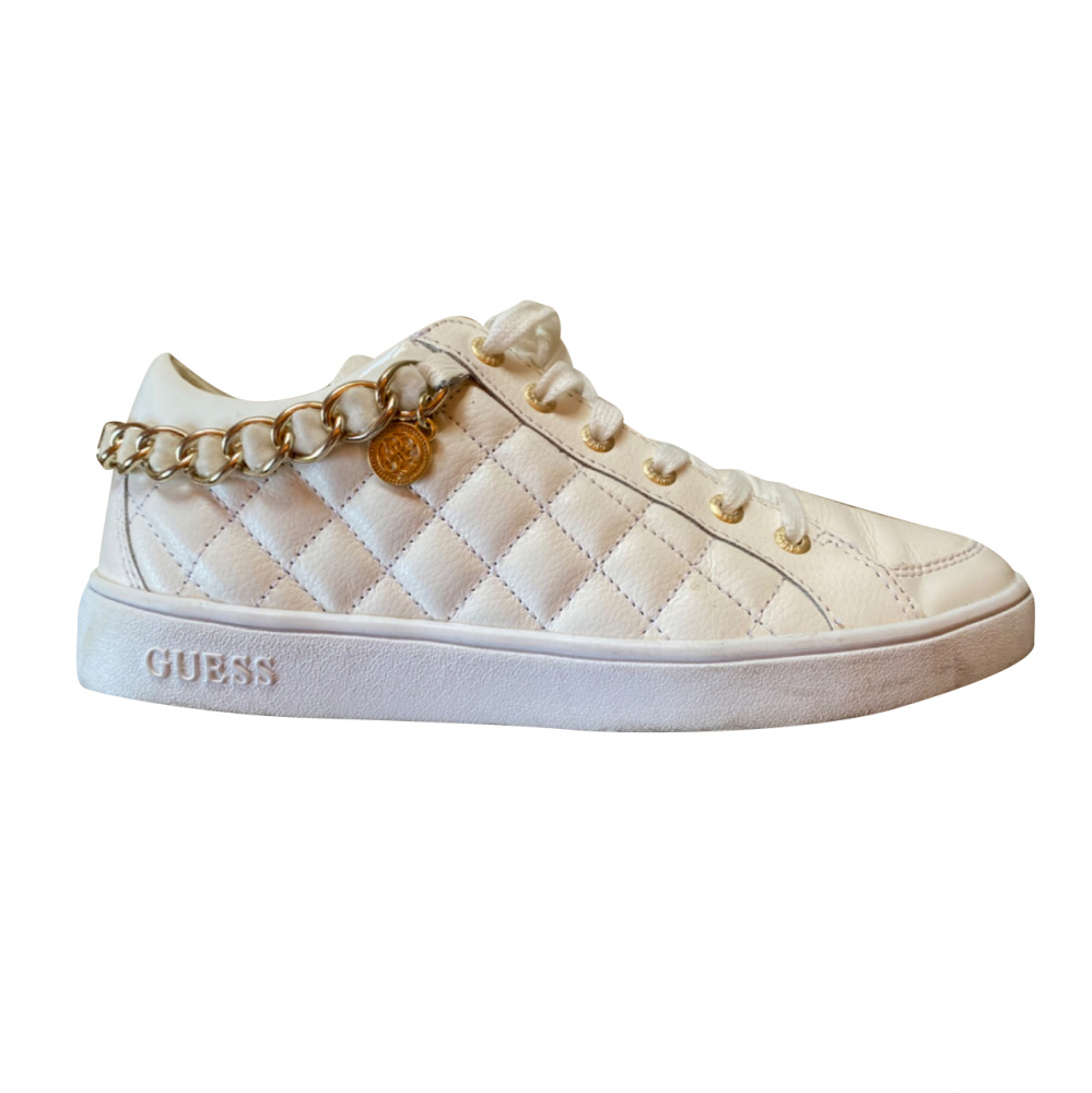 Guess Low sneakers