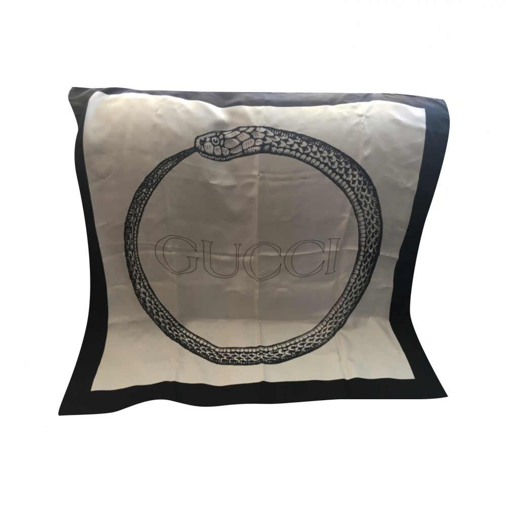 gucci scarf second hand