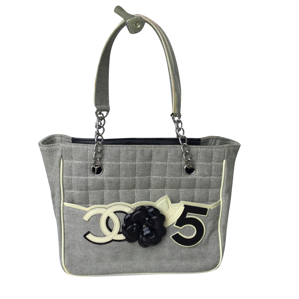 Canvas fabric bag worn on shoulders black beige no 5 - Chanel |  MyPrivateDressing