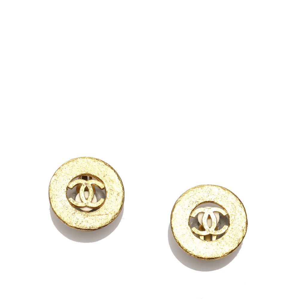 Chanel B Chanel Gold Brass Metal CC Clip-on Earrings France