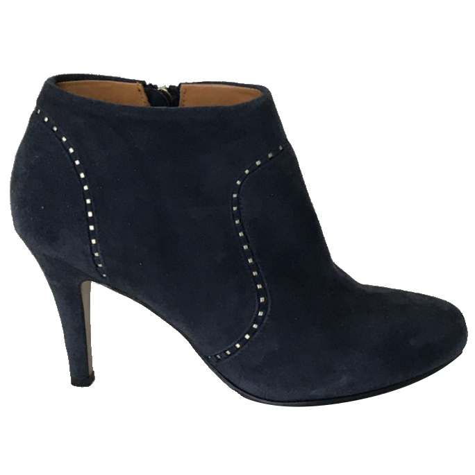 Navyboot Stiefel mit Absatz und goldenen Details