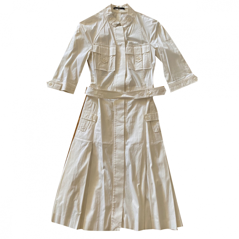 Hugo Boss Weißes langes Kleid mit Knöpfen