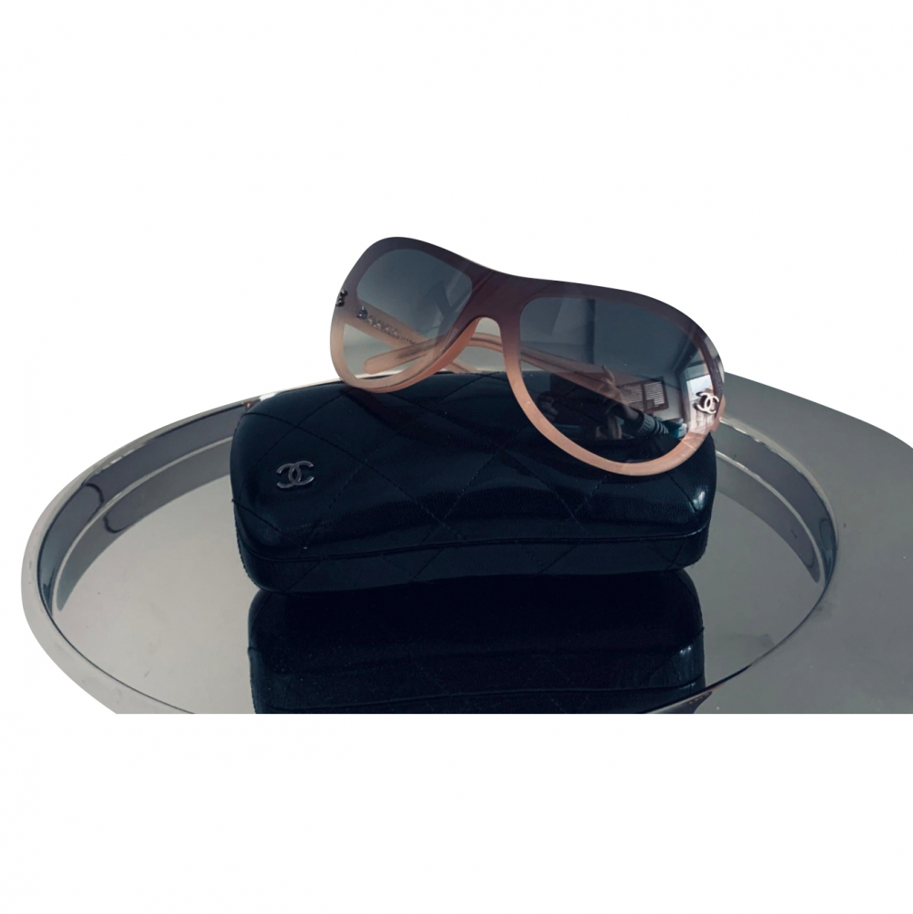 Chanel Gesteppte Bügel Logo CC Dust Rose Sonnenbrille