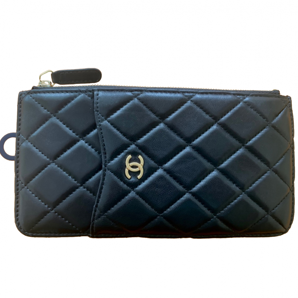 Chanel Classic flat wallet pouch