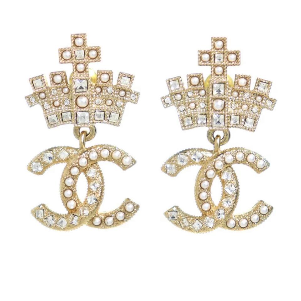 Chanel 2021 Pearl Crystal Crown Cc Drop Ghw Earrings